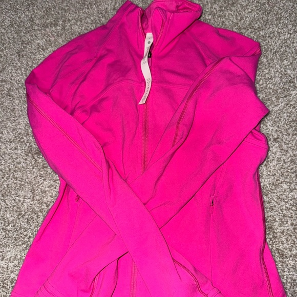 Cropped LULULEMON jacket NULU - Picture 1 of 3